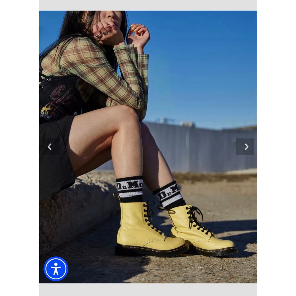 Dr.Marten Lace Up Pascal Boots